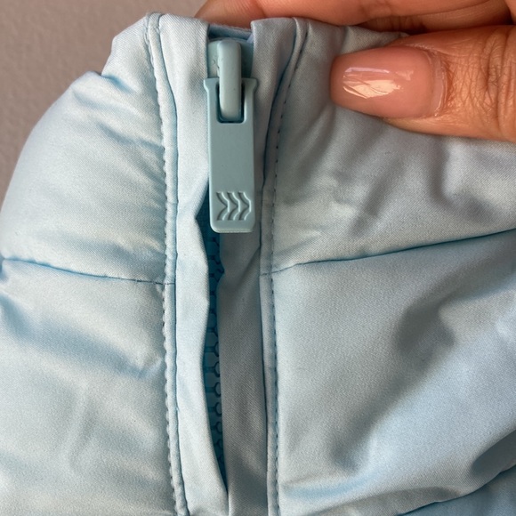 All in motion Blue puffer jacket - Picture 5 of 11